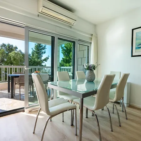 Simic Apartman Makarska