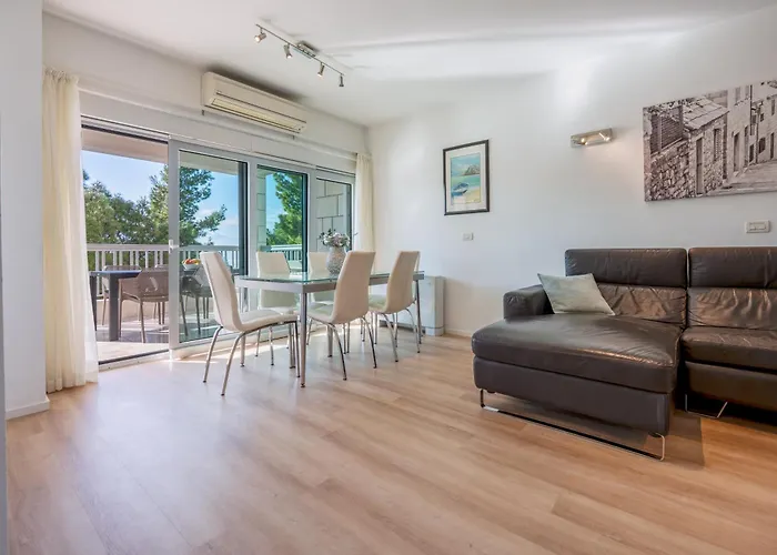 Apartment Simic Makarska
