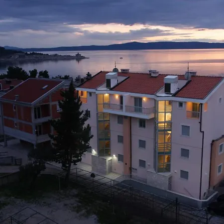 Simic * Makarska