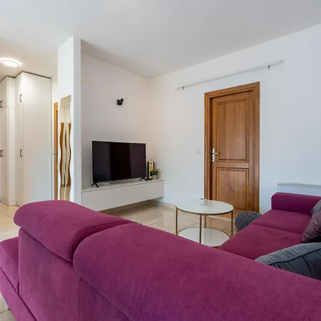 Simic Apartamento Makarska